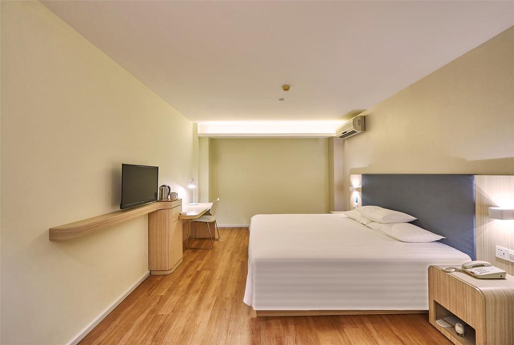 Hanting Hotel Shanghai Tangqiao Subway Station Exterior photo