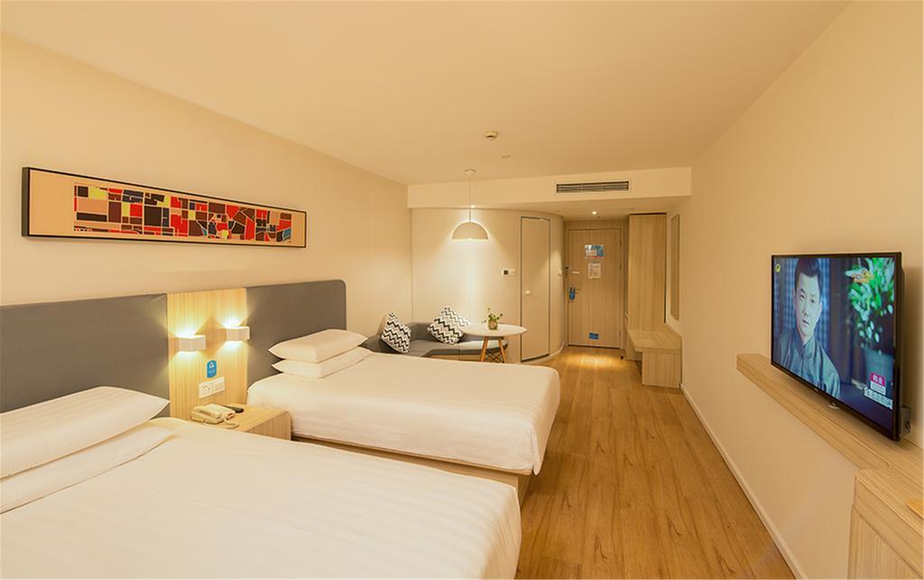 Hanting Hotel Shanghai Tangqiao Subway Station Exterior photo