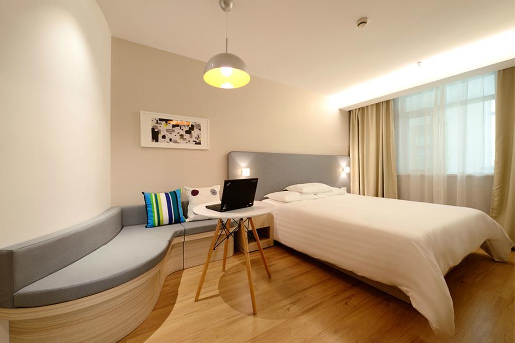 Hanting Hotel Shanghai Tangqiao Subway Station Exterior photo